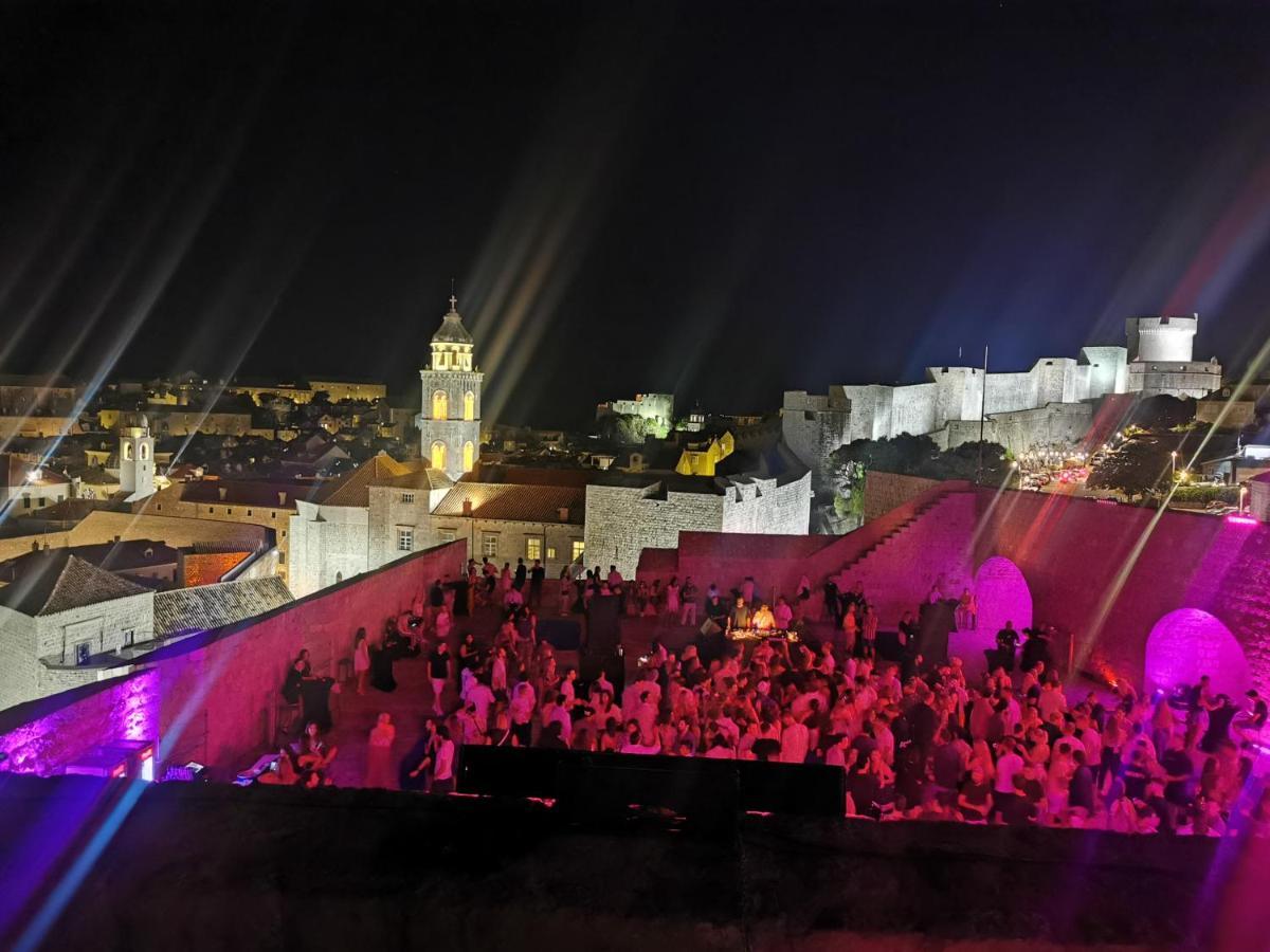 Dubrovniks Best Views Apartment From A Spacious Terrace Екстер'єр фото